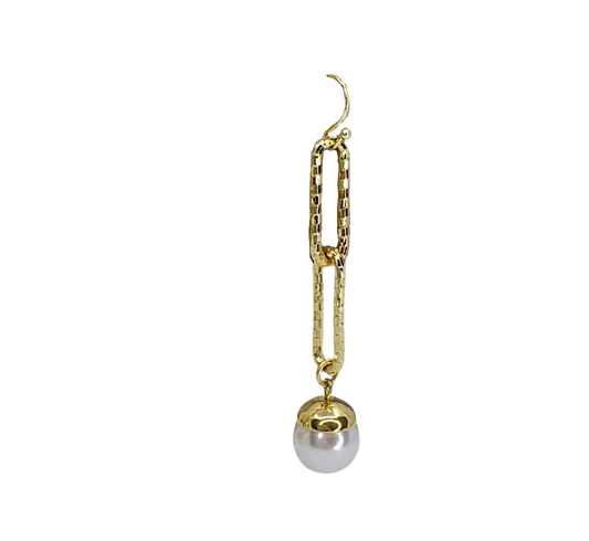 Chain and Pearl Earrings