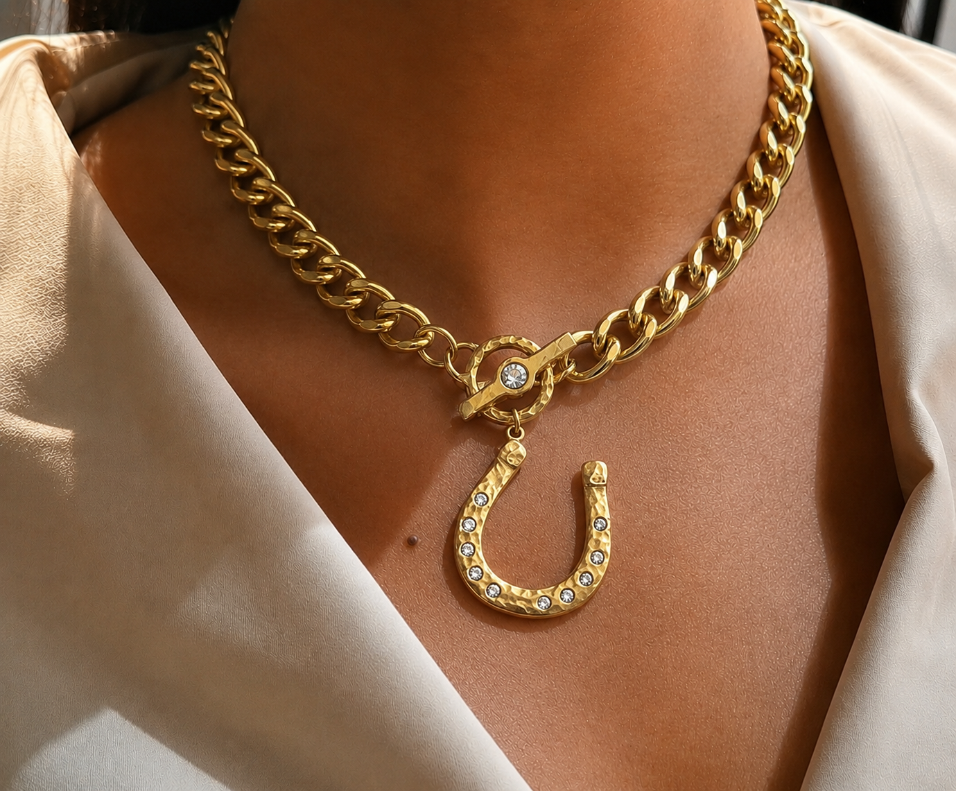 Vintage Reproduction Gold Plated Rhinestone Horseshoe Toggle Necklace