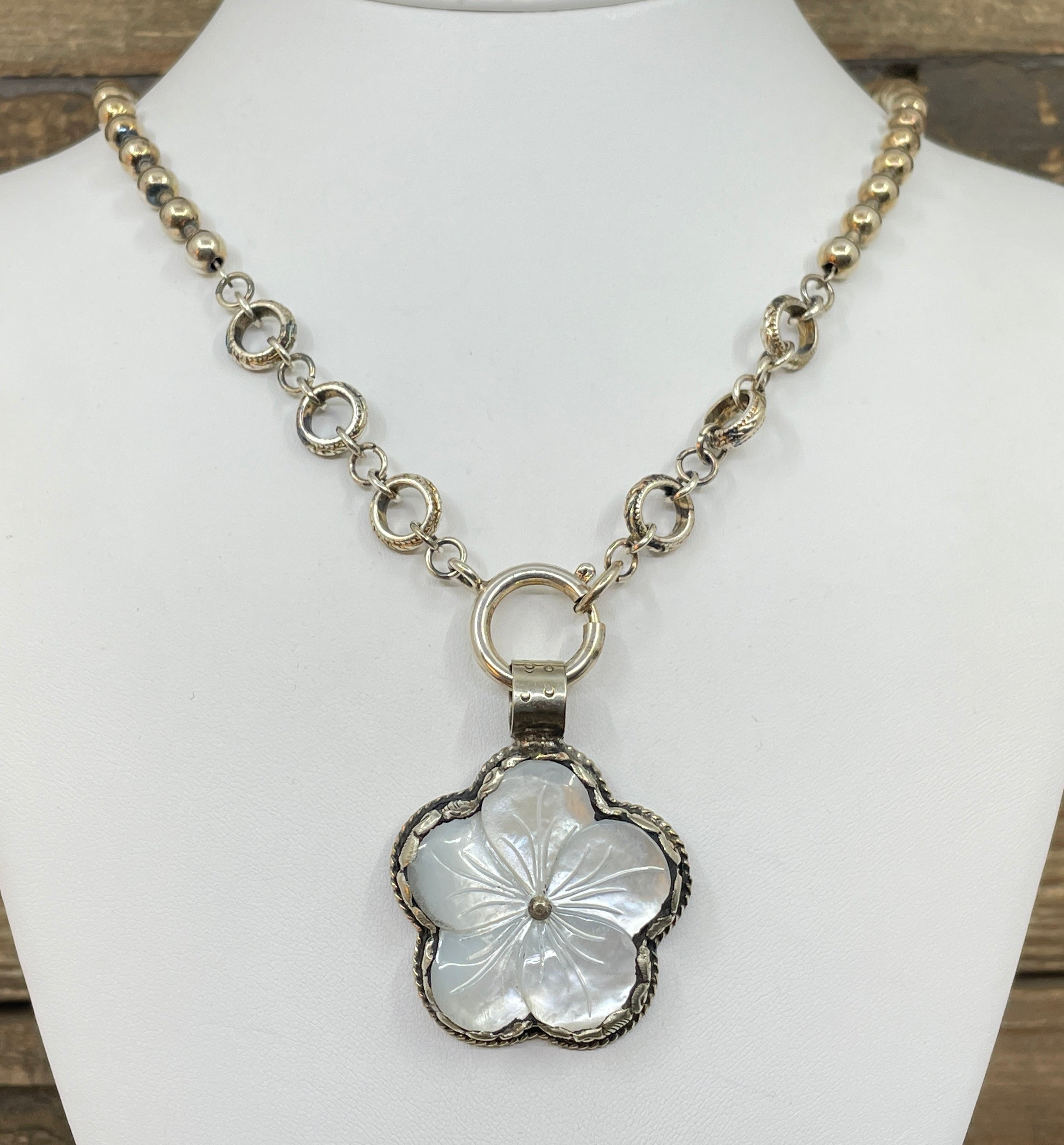 Vintage Silver Ball Chain with Mother of Pearl Flower Pendant