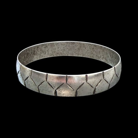 Vintage Reproduction Carved Sterling Plated Bengal