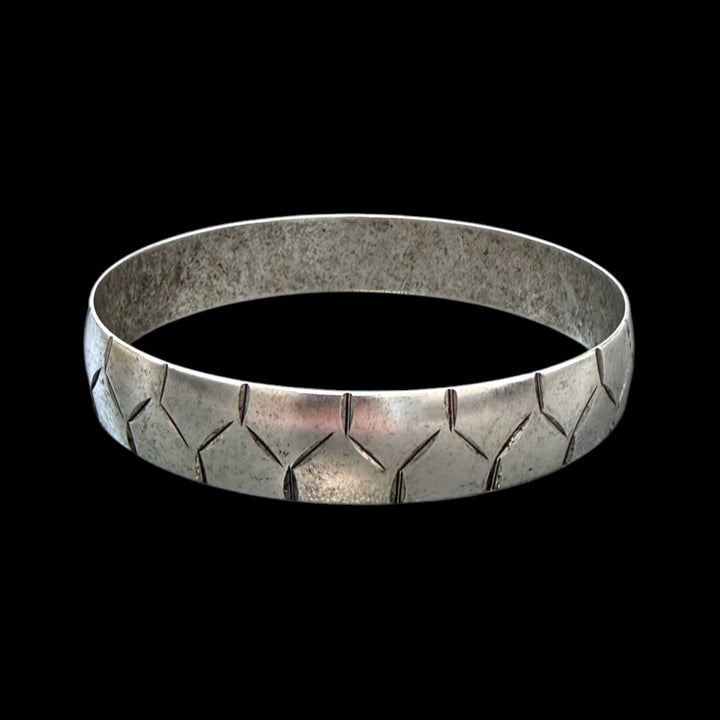 Vintage Reproduction Carved Sterling Plated Bengal