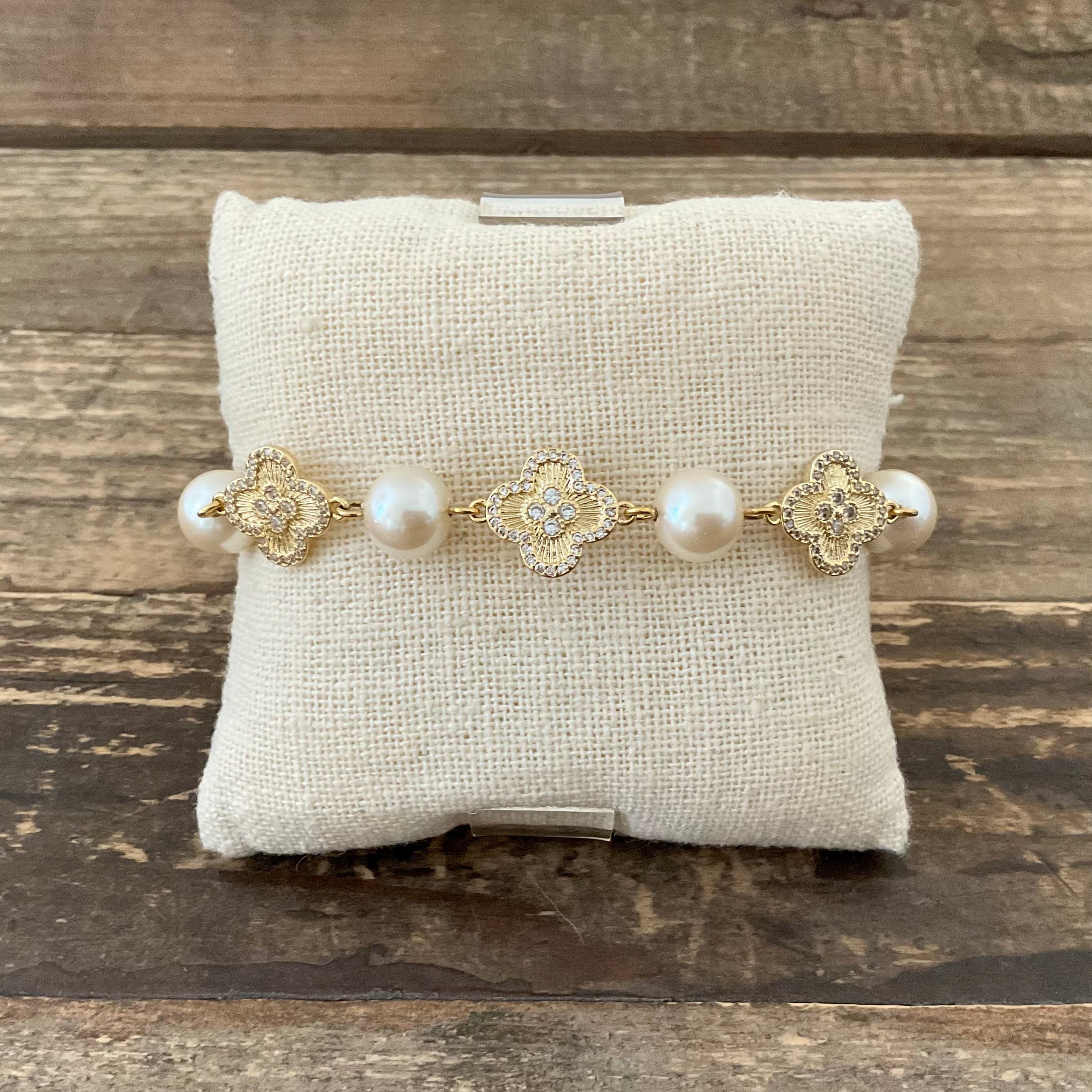 Vintage Pearl and Gold Flower Bracelet