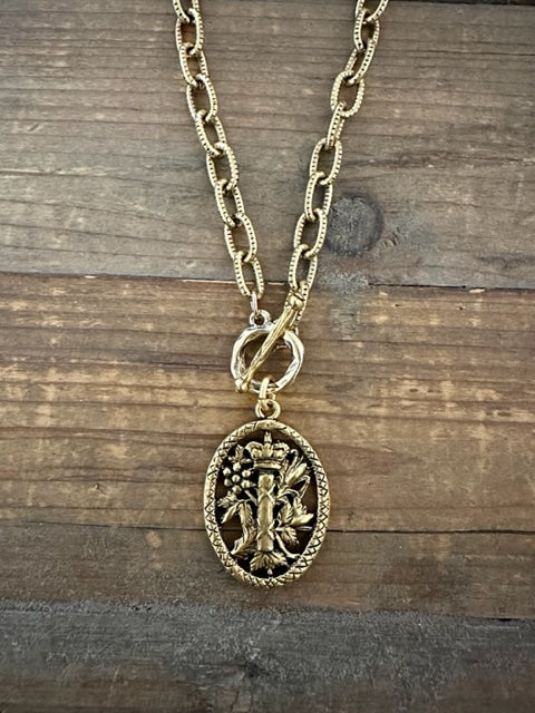 Gold Plated 18" Chain with Gold Plated Scottish Crest Pendant
